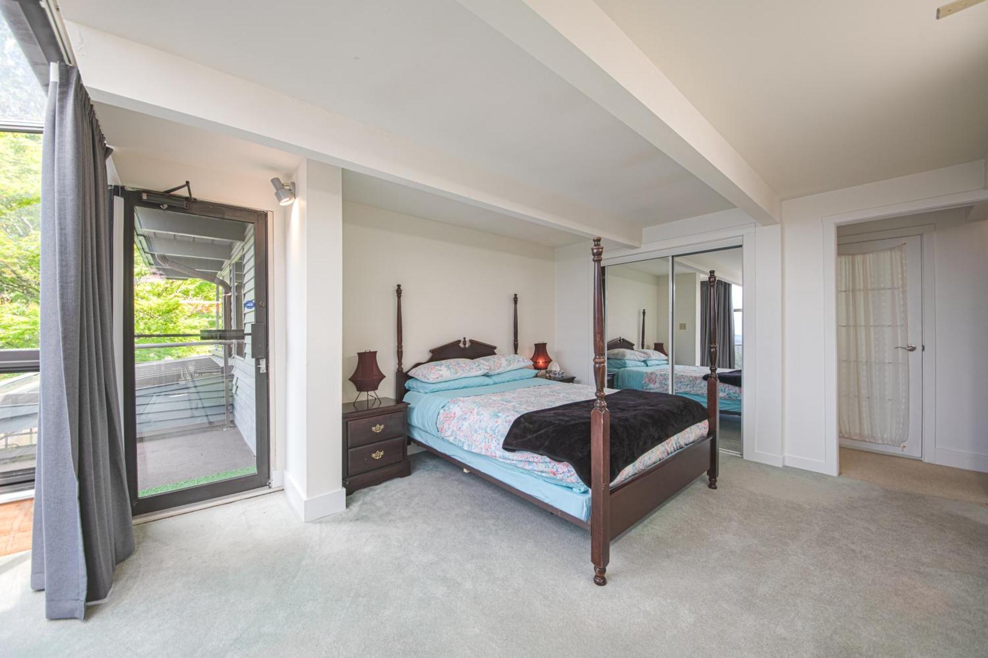 Grouse Cheerful Large Private Bedroom, Bath, Shared Deck, Pool, Hot Tub Северный Ванкувер Экстерьер фото